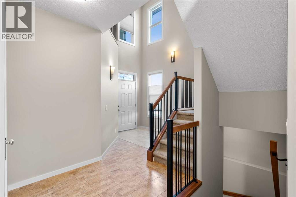 5 Mahogany Square Se, Calgary, AB - Indoor Photo Showing Other Room