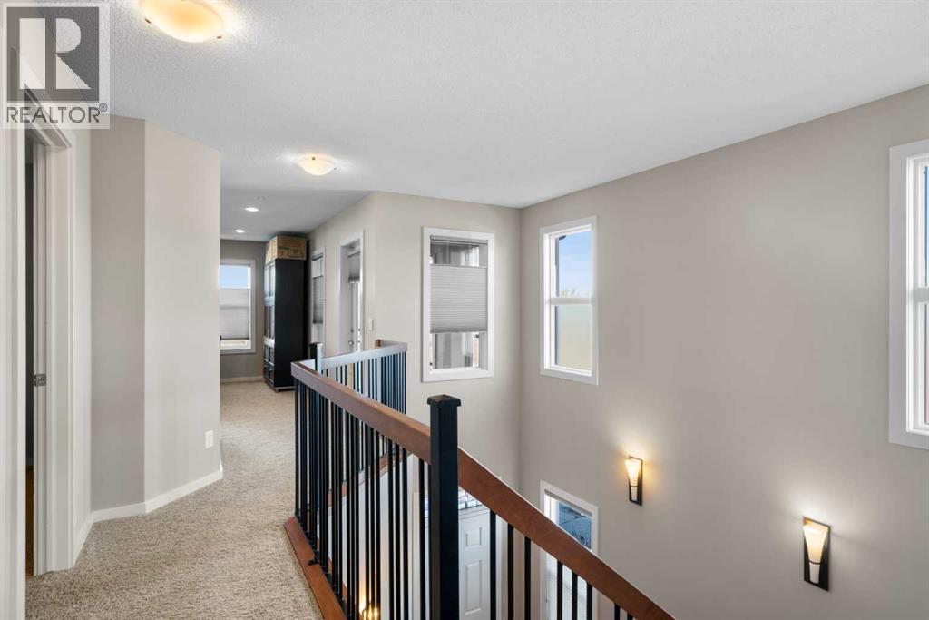 5 Mahogany Square Se, Calgary, AB - Indoor Photo Showing Other Room