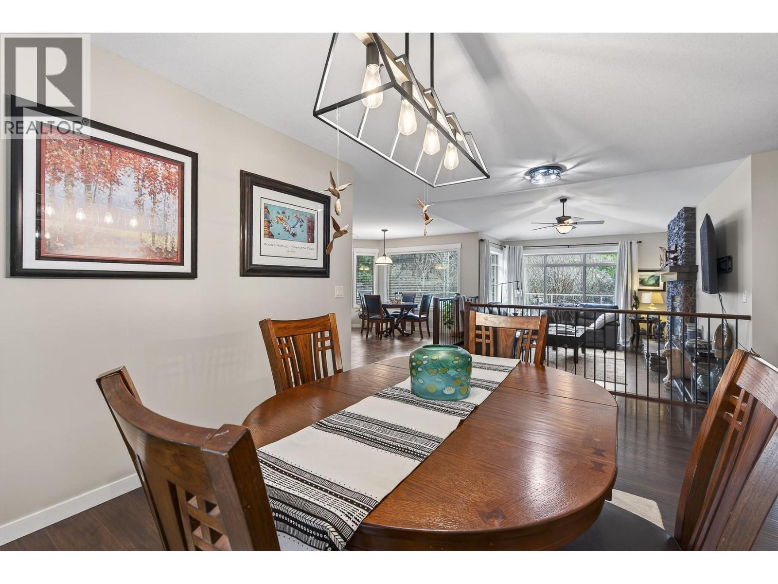 1487 Rosewood Drive, West Kelowna, BC - Indoor Photo Showing Dining Room