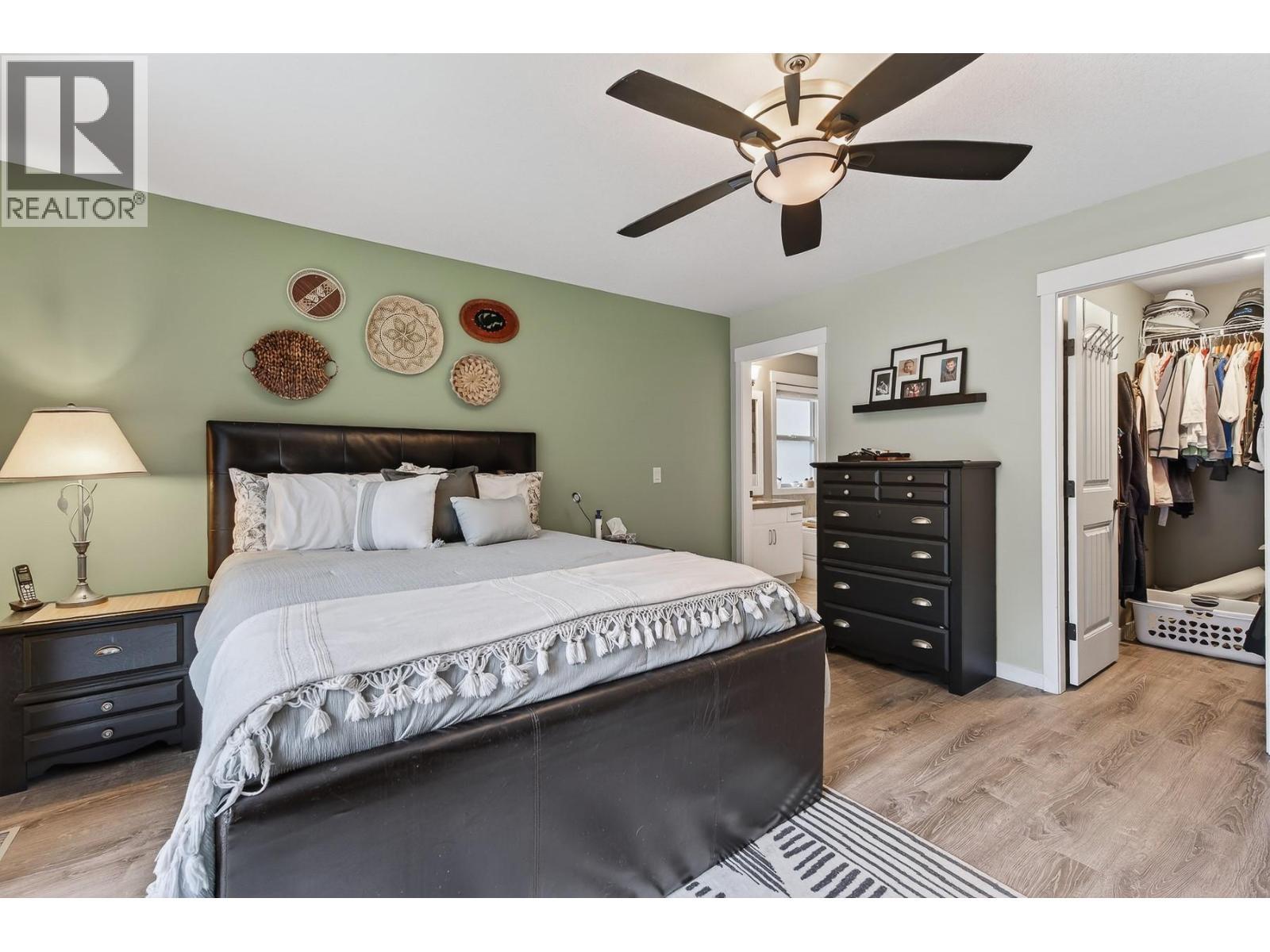 1487 Rosewood Drive, West Kelowna, BC - Indoor Photo Showing Bedroom