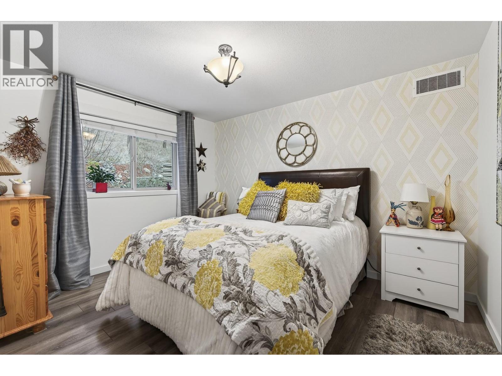 1487 Rosewood Drive, West Kelowna, BC - Indoor Photo Showing Bedroom