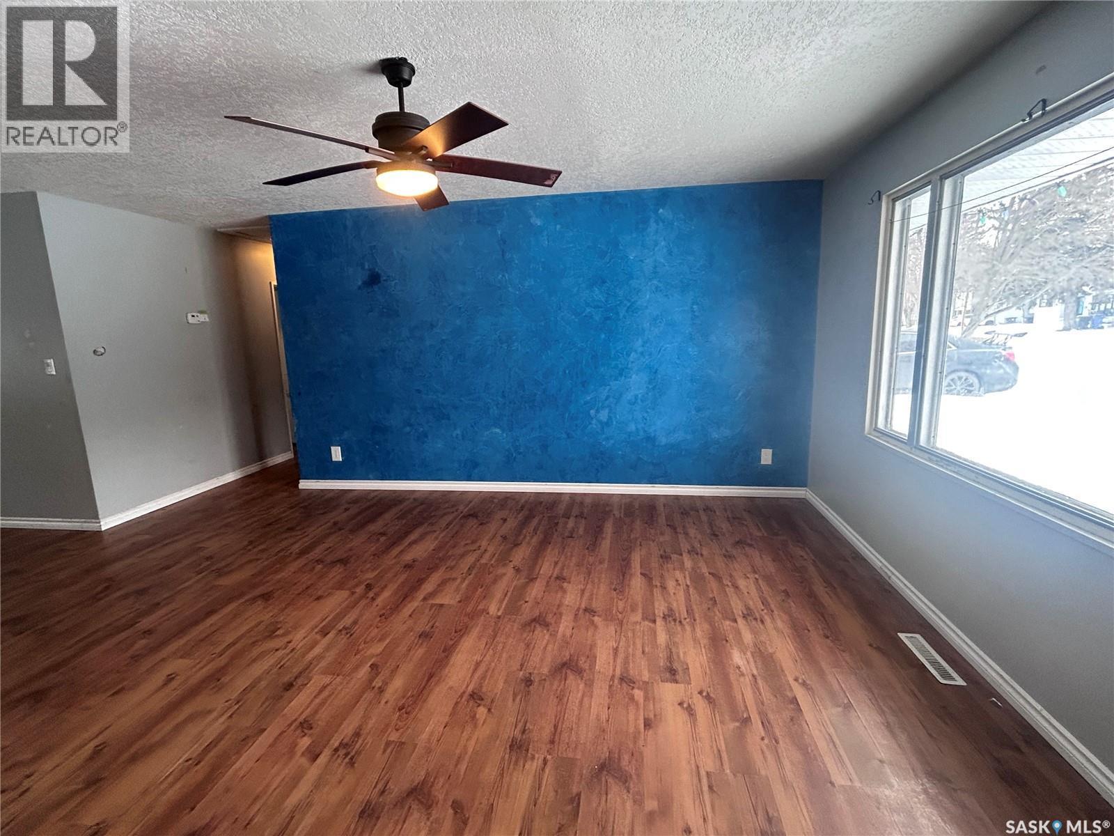 1523 Thorn Crescent, Estevan, SK - Indoor Photo Showing Other Room