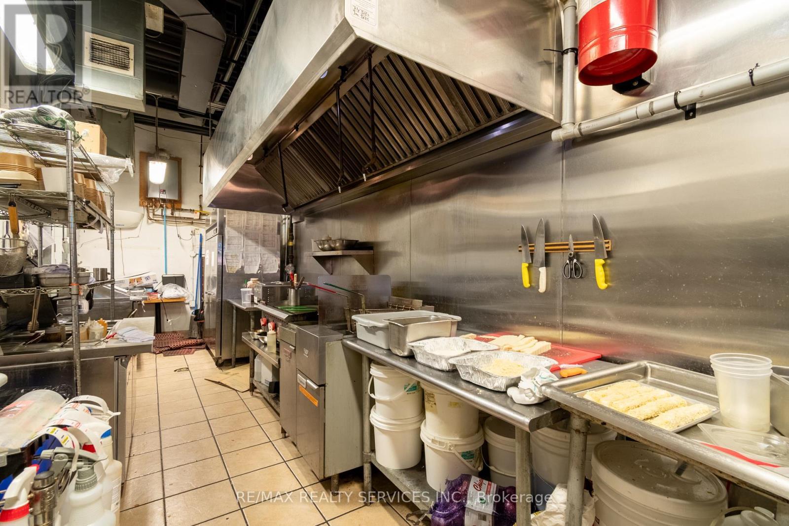 275 James Street N, Hamilton, ON