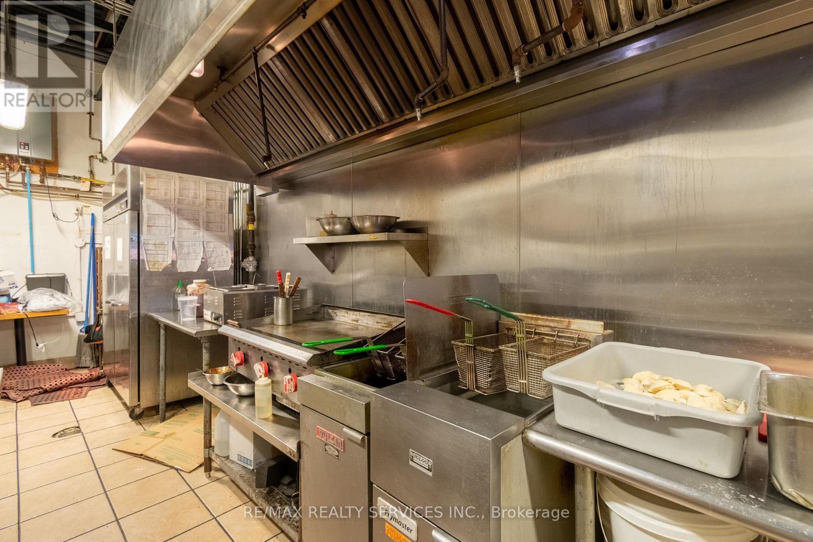 275 James Street N, Hamilton, ON