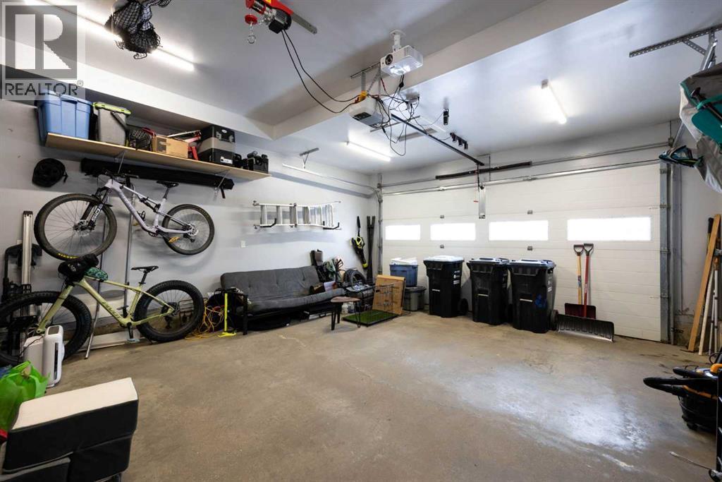 141 Pearson Drive, Fort Mcmurray, AB - Indoor Photo Showing Garage