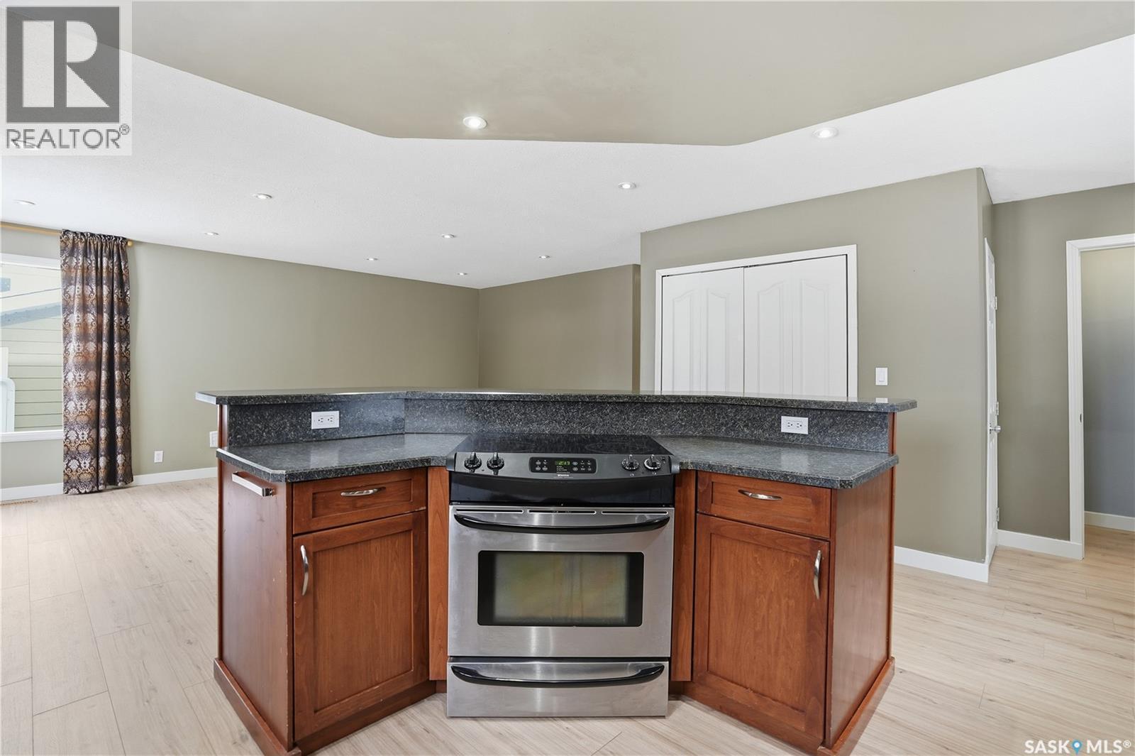 312 Grant Street, Davidson, SK - Indoor Photo Showing Kitchen