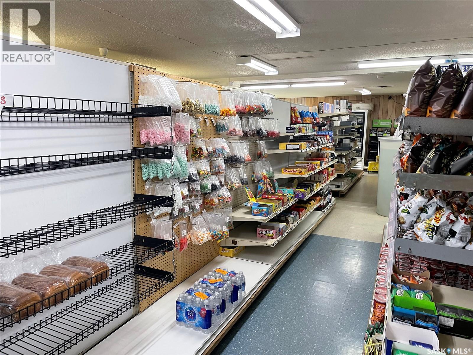 1St Ave South, Bjorkdale, SK