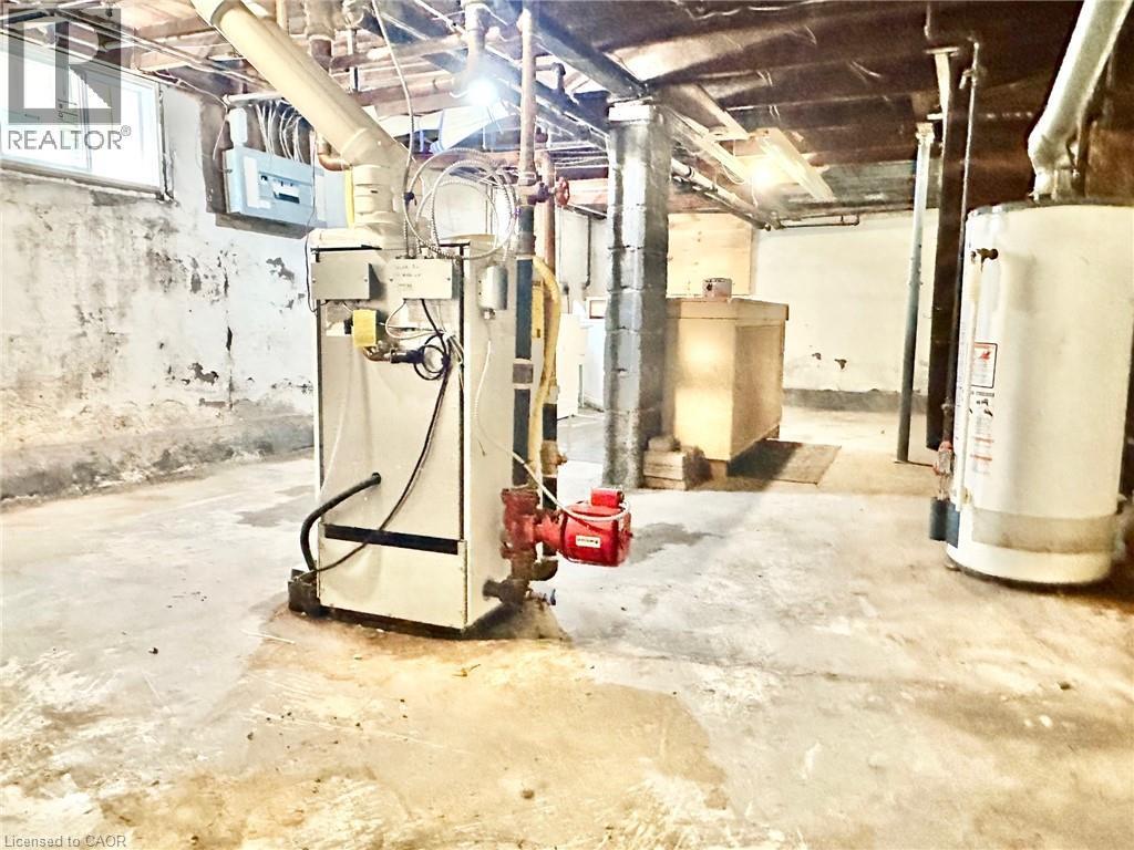 213 Rosewood Road, Hamilton, ON - Indoor Photo Showing Basement