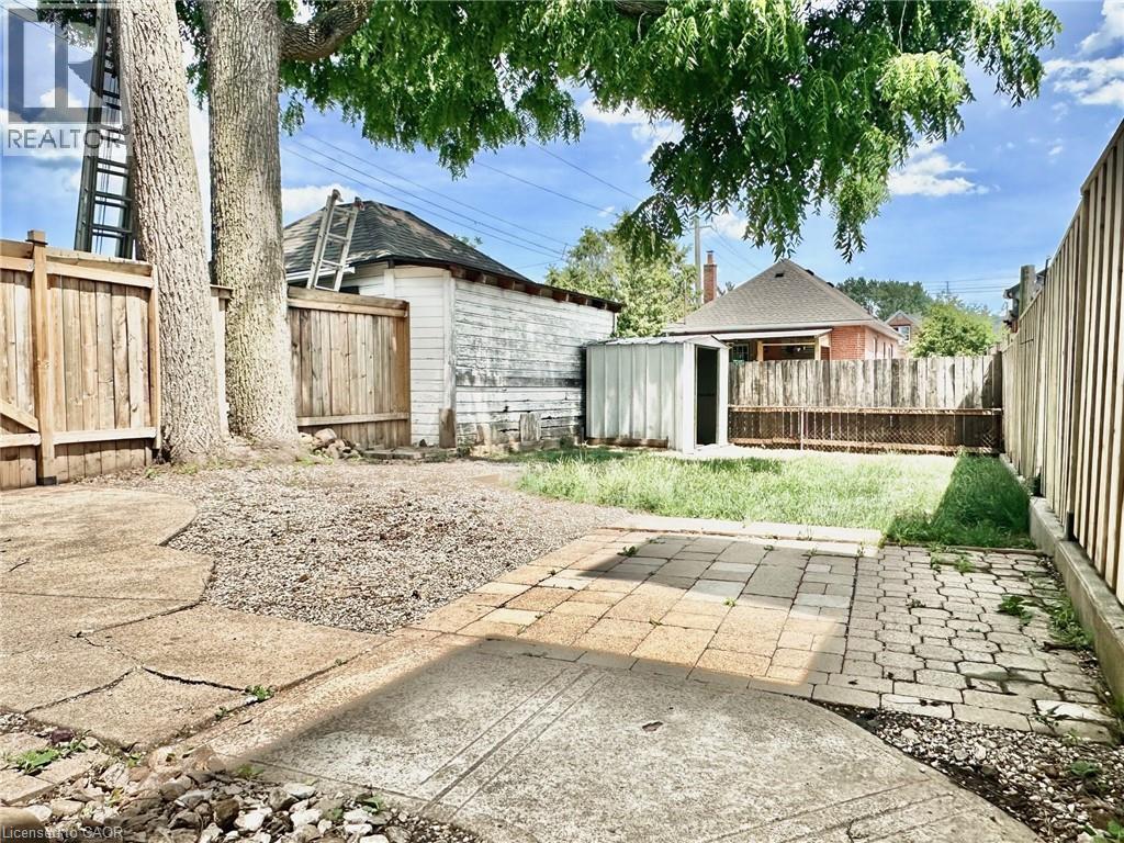 213 Rosewood Road, Hamilton, ON - Outdoor With Deck Patio Veranda