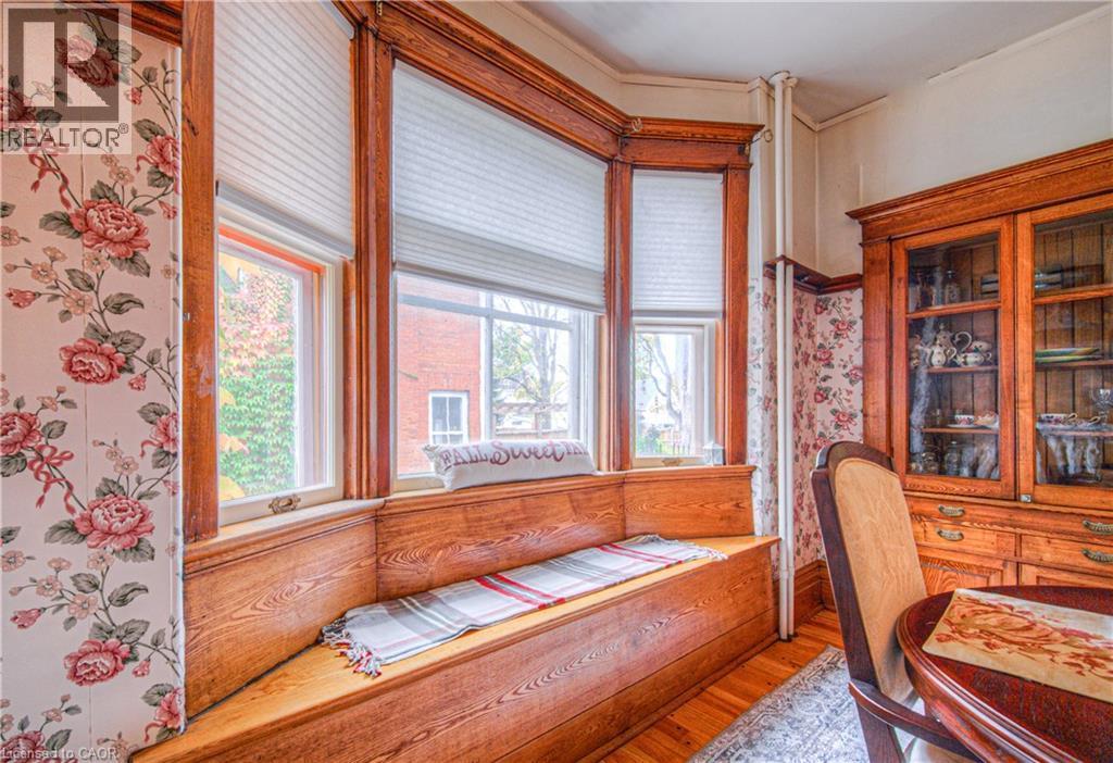 543 Queenston Road, Cambridge, ON - Indoor Photo Showing Bedroom