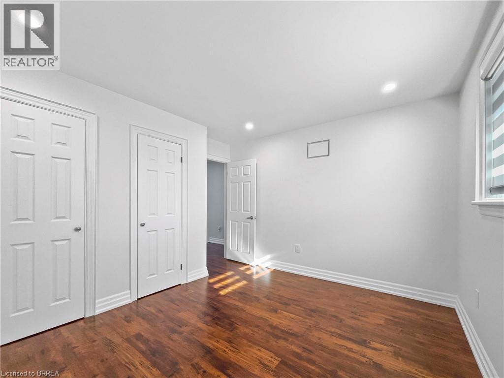 701 Upper Paradise Road, Hamilton, ON - Indoor Photo Showing Other Room