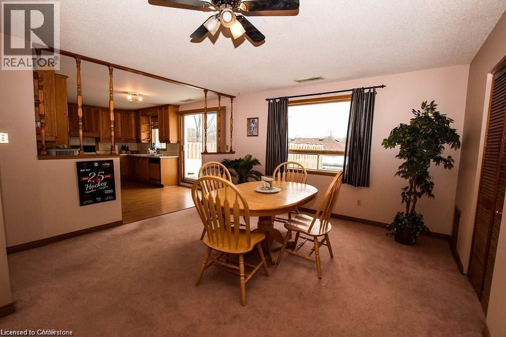 120 Parkdale Avenue N, Hamilton, ON - Indoor Photo Showing Dining Room