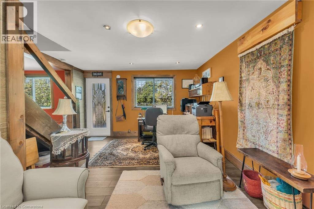 Living room/den - 35 Canal Bank Road, Port Colborne, ON - Indoor