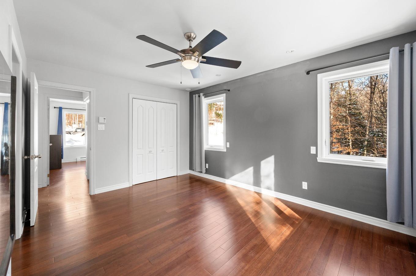Primary bedroom - 750 Rue De Plaisance, Sainte-Adèle, QC - Indoor Photo Showing Other Room
