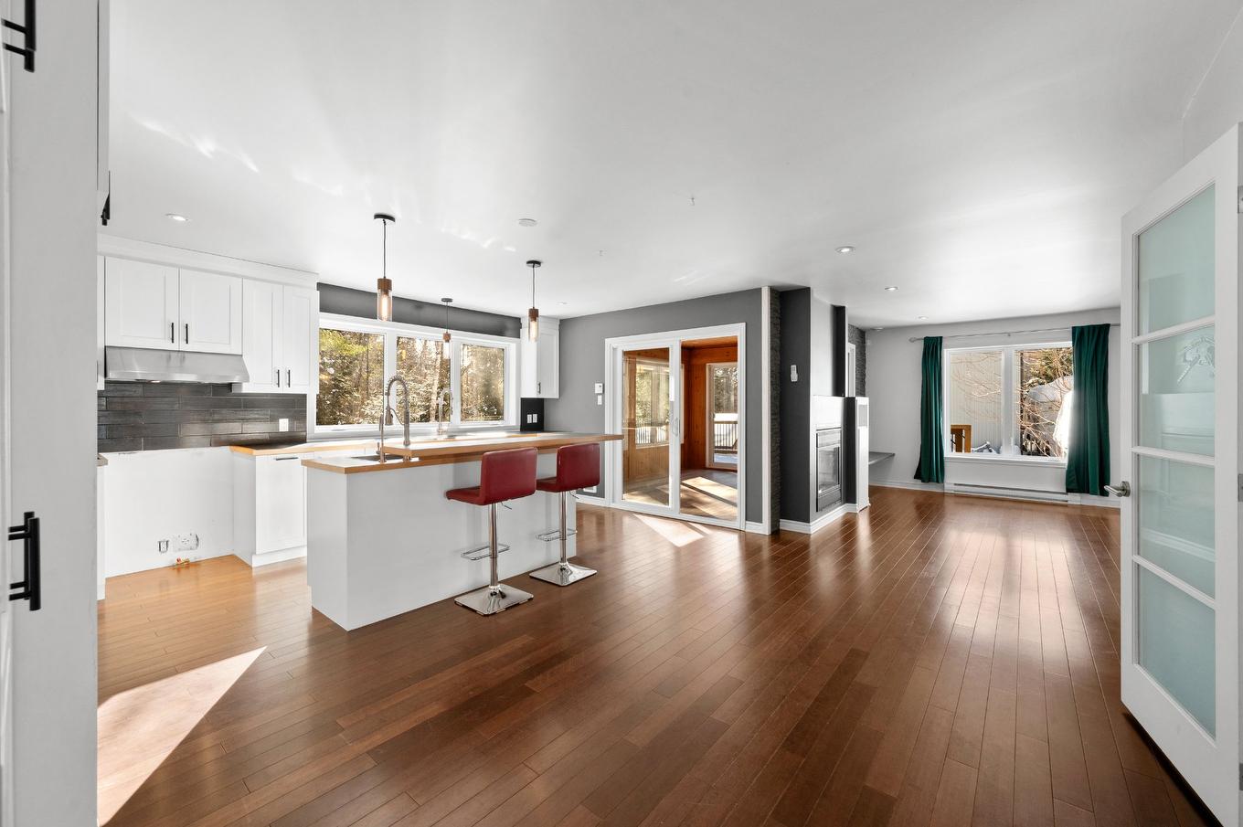 Kitchen - 750 Rue De Plaisance, Sainte-Adèle, QC - Indoor Photo Showing Kitchen With Upgraded Kitchen