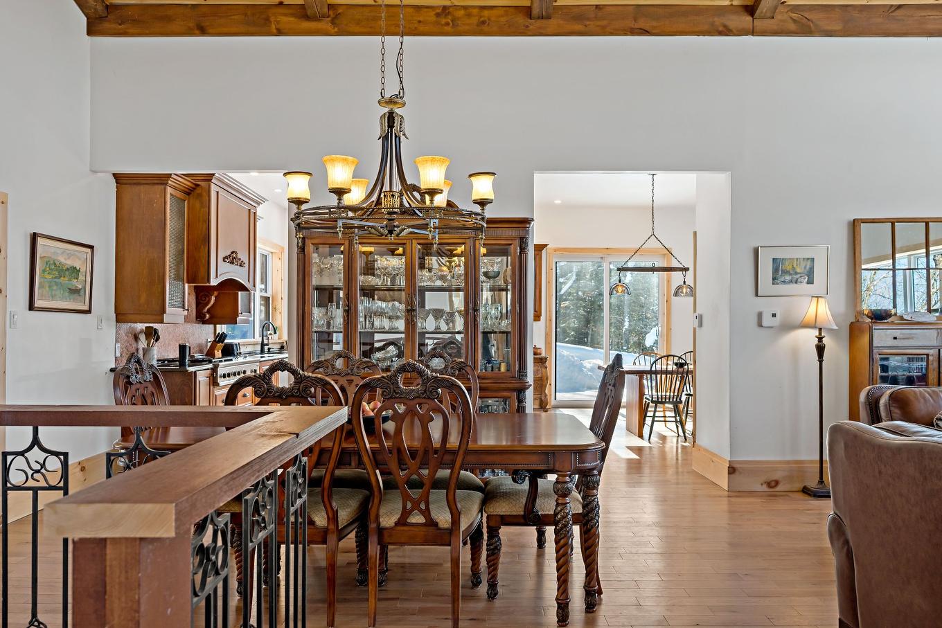 Living room - 146 Ch. George-Renteln, Labelle, QC - Indoor Photo Showing Dining Room