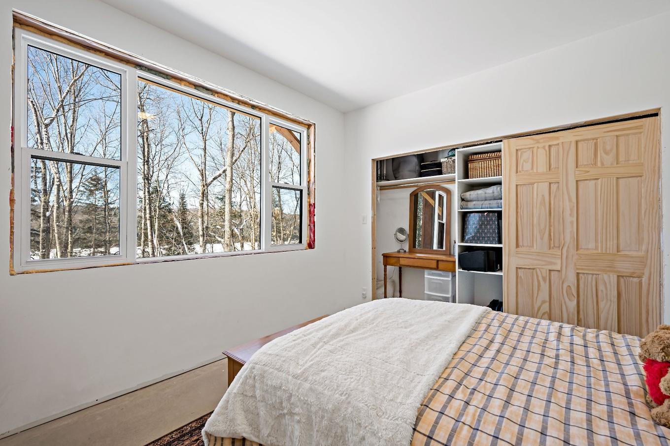 Bedroom - 146 Ch. George-Renteln, Labelle, QC - Indoor Photo Showing Bedroom
