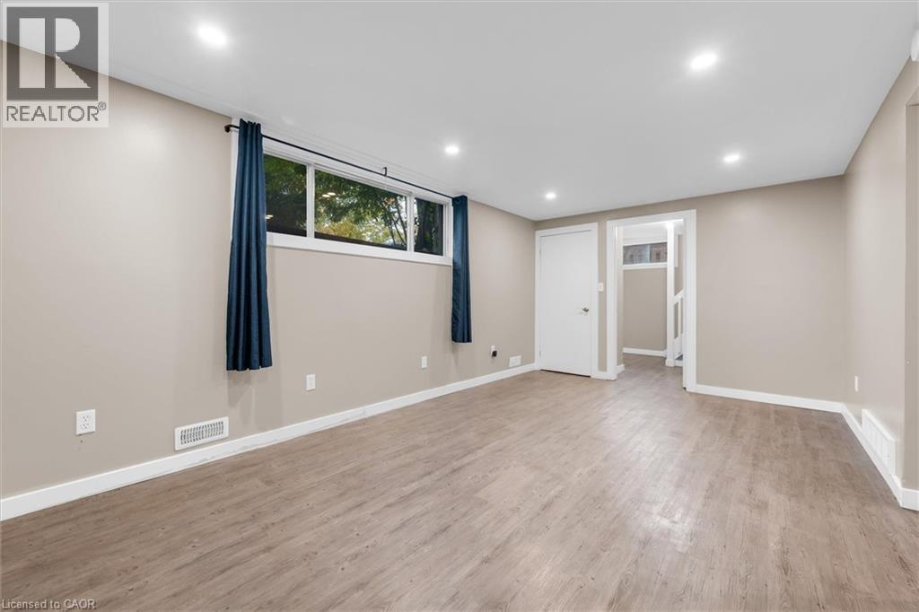 62 Bond Street, Kitchener, ON - Indoor