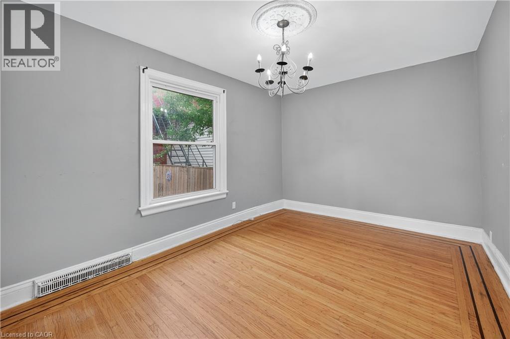 188 Stinson Street, Hamilton, ON - Indoor Photo Showing Other Room