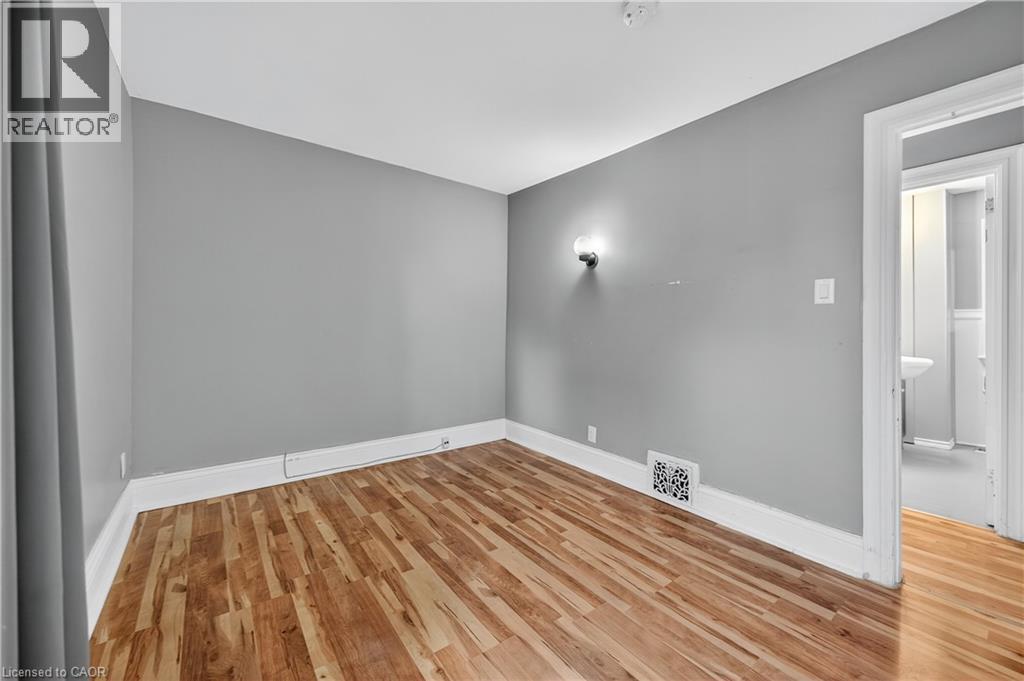 188 Stinson Street, Hamilton, ON - Indoor Photo Showing Other Room