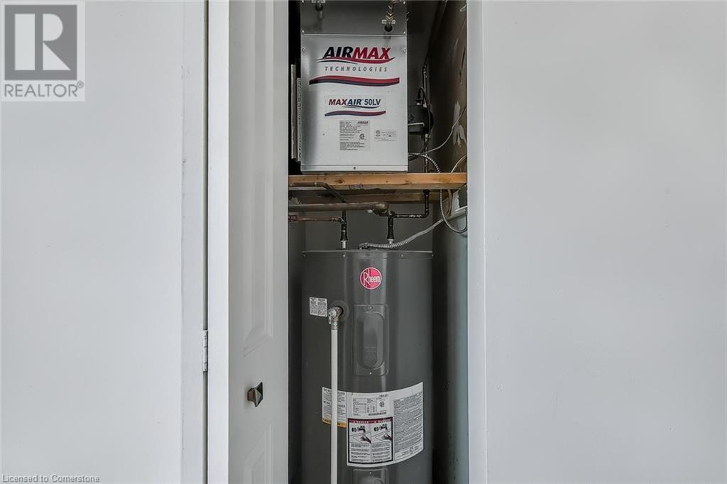 Utilities with electric water heater - 897 Barton Street E, Hamilton, ON - Indoor