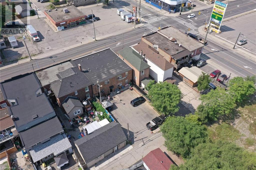 Aerial view of property and surrounding area with property boundaries highlighted - 897 Barton Street E, Hamilton, ON - Outdoor With View