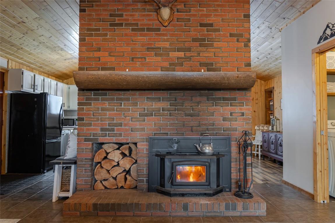 8796 Colony Road, Wardner, BC - Indoor With Fireplace