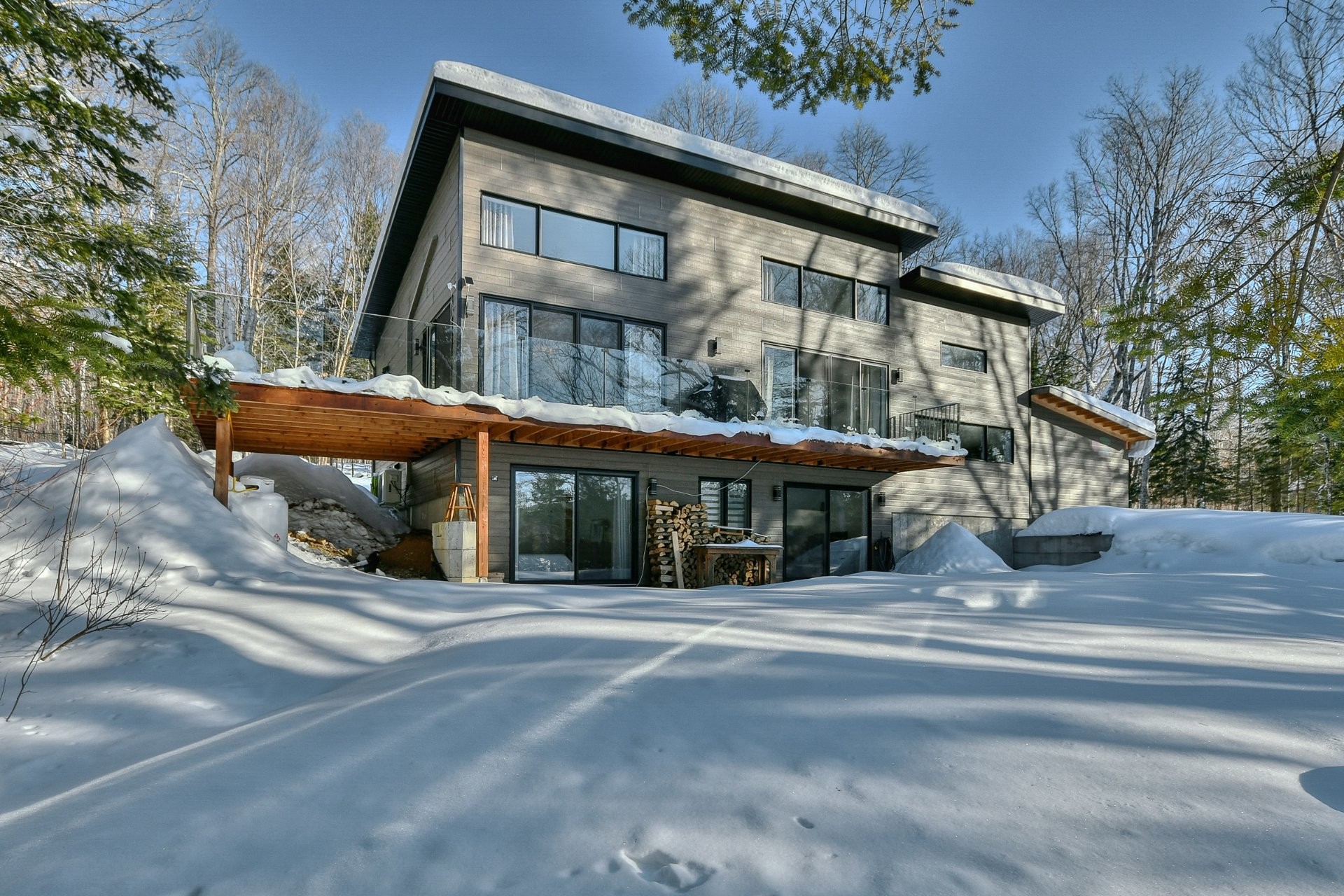 Façade - 479 Ch. Du Lac-Des-Cornes, Chute-Saint-Philippe, QC - Outdoor