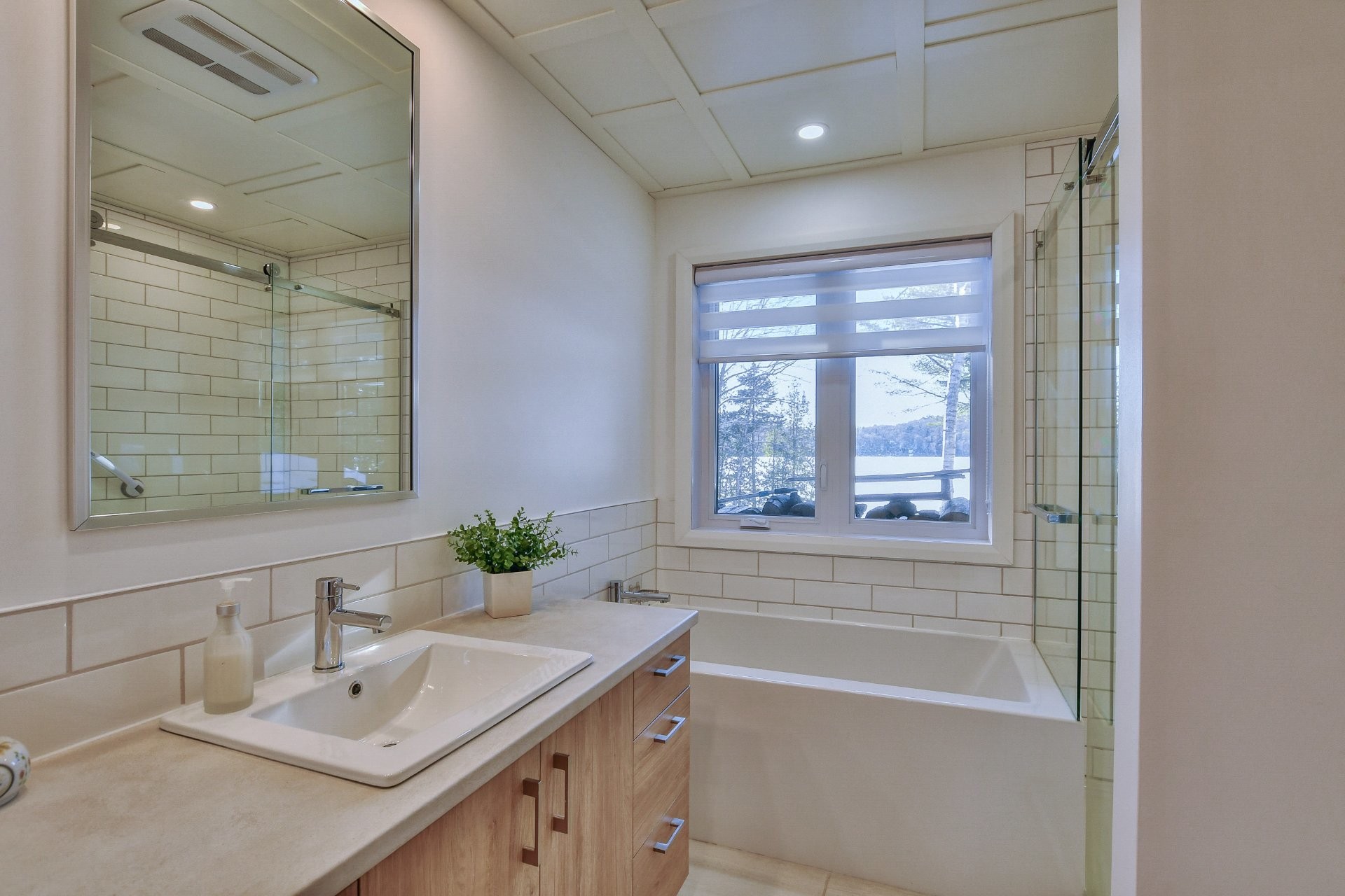 Salle de bains - 479 Ch. Du Lac-Des-Cornes, Chute-Saint-Philippe, QC - Indoor Photo Showing Bathroom
