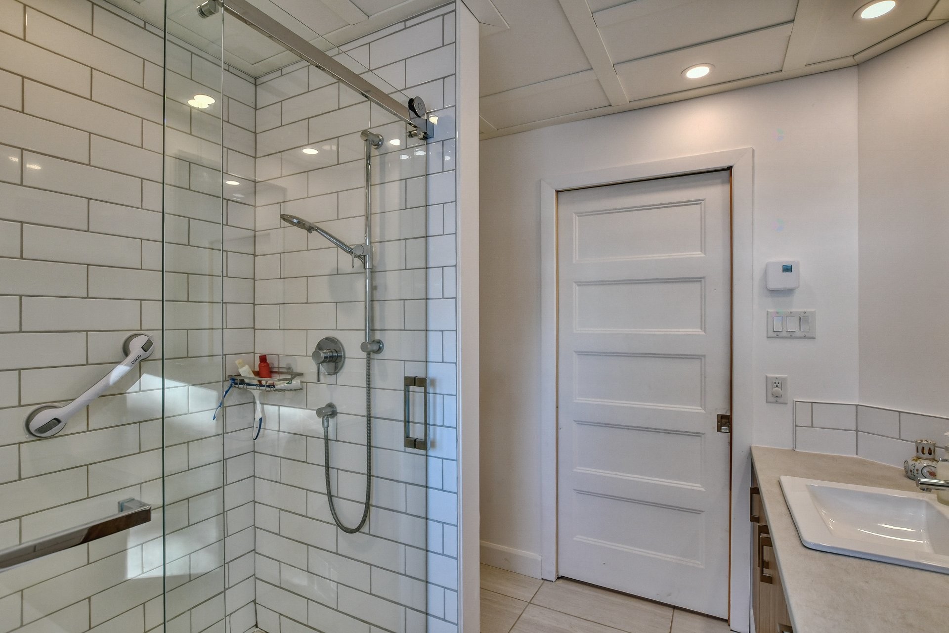 Salle de bains - 479 Ch. Du Lac-Des-Cornes, Chute-Saint-Philippe, QC - Indoor Photo Showing Bathroom