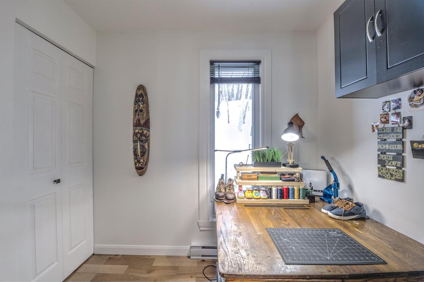 Bedroom - 1921 Rue Du Skieur, Sainte-Adèle, QC - Indoor Photo Showing Other Room