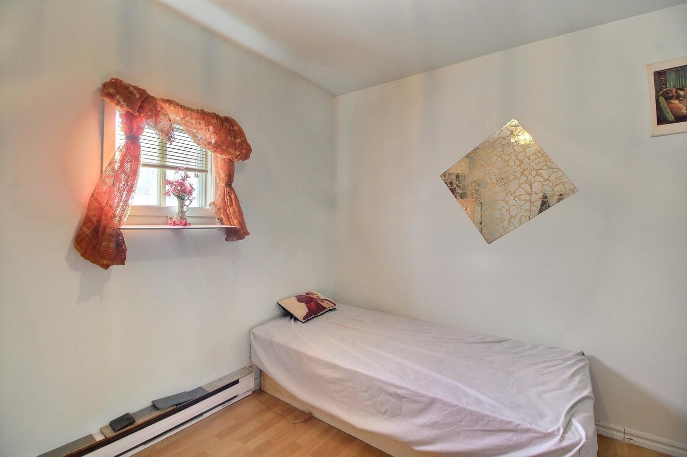 Bedroom - 348 Rue Gareau, Val-D'Or, QC - Indoor Photo Showing Bedroom