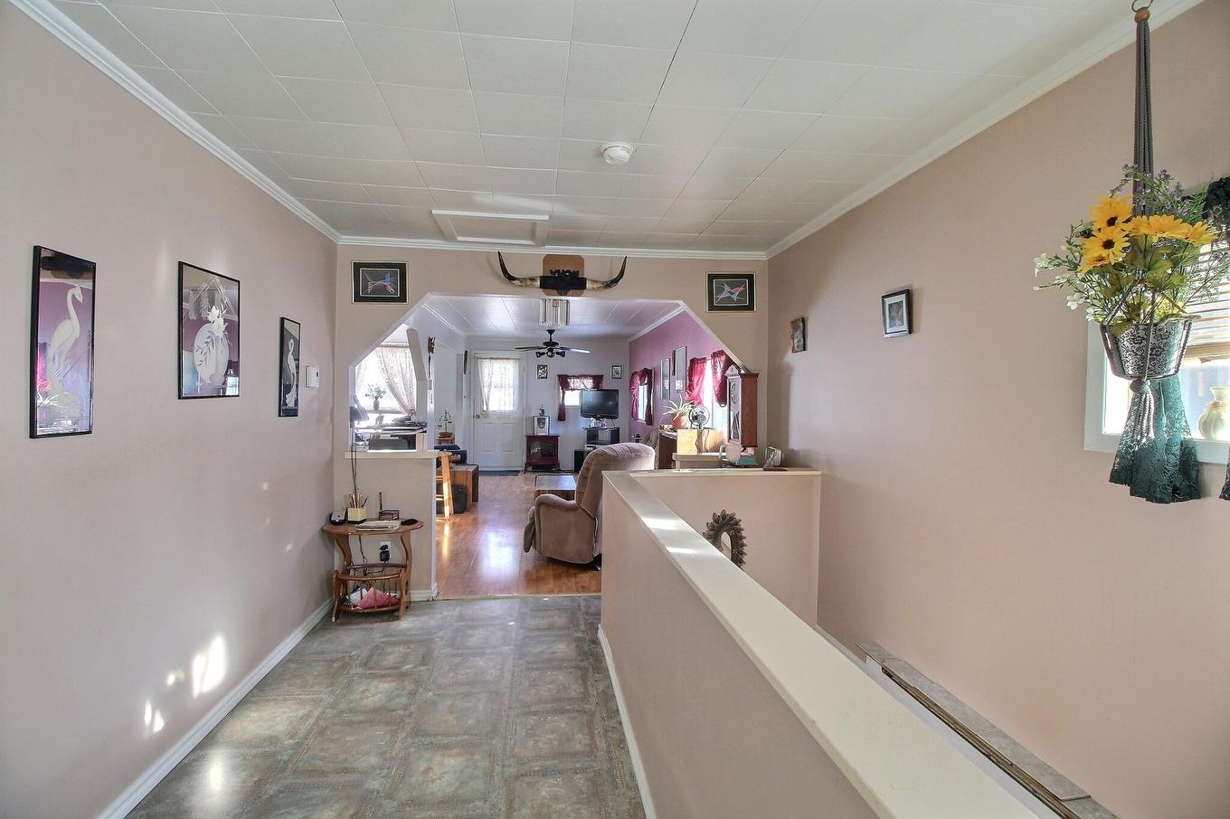 Overall view - 348 Rue Gareau, Val-D'Or, QC - Indoor Photo Showing Other Room