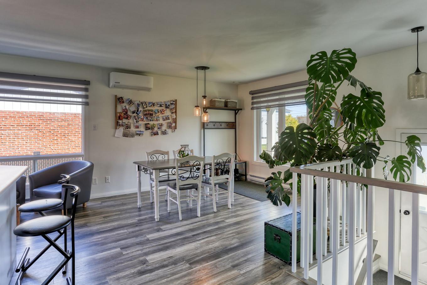 Salle à manger - 641 207E Avenue, Shawinigan, QC - Indoor Photo Showing Dining Room