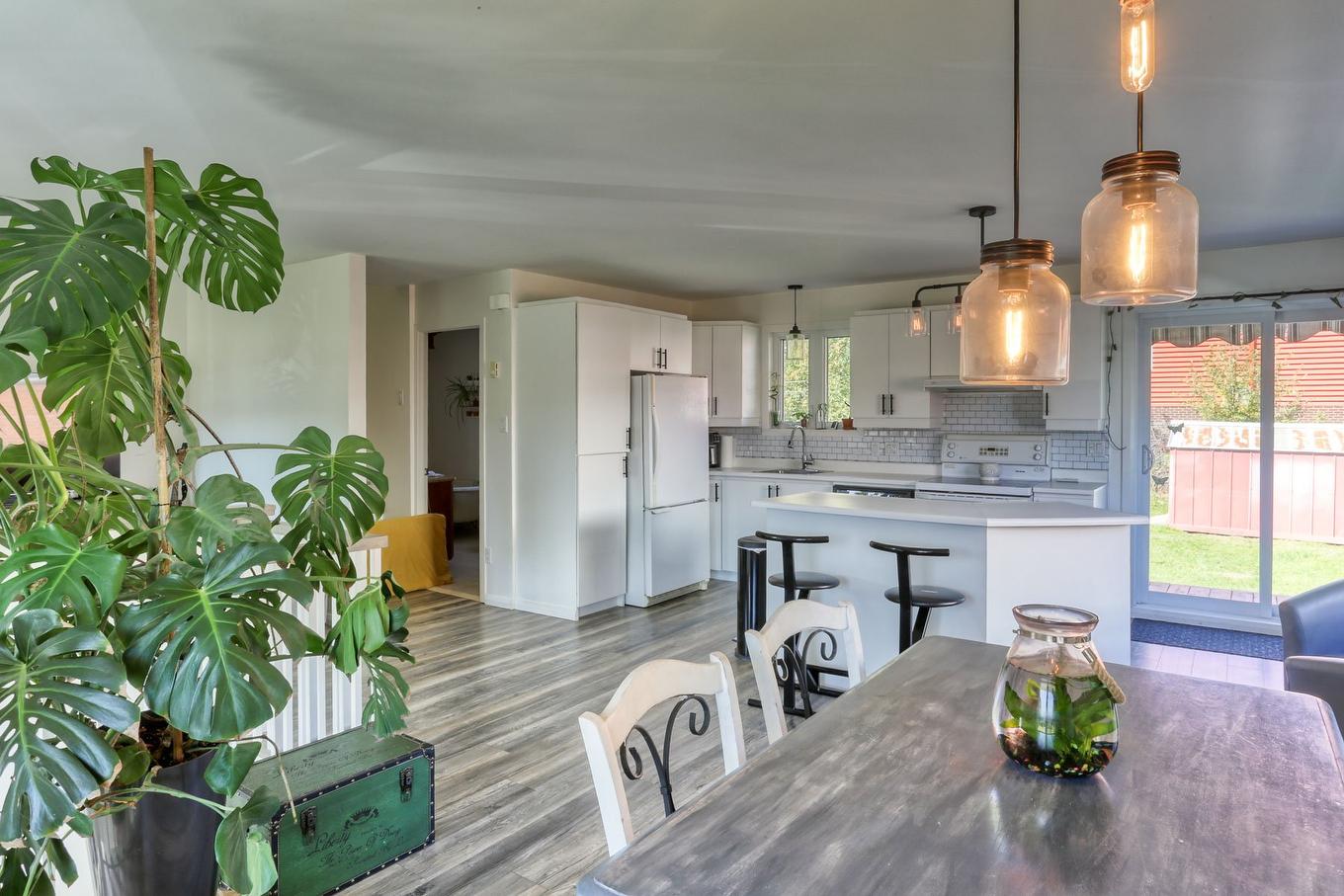 Cuisine - 641 207E Avenue, Shawinigan, QC - Indoor