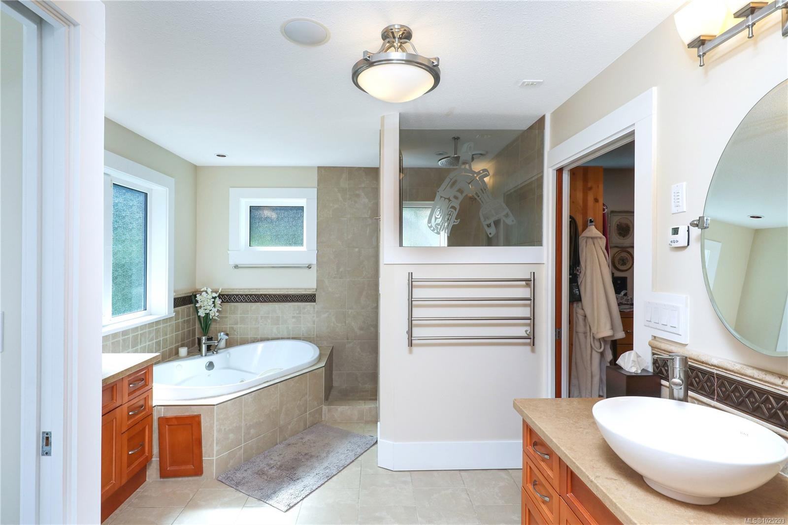 6520 Eagles Dr, Courtenay, BC