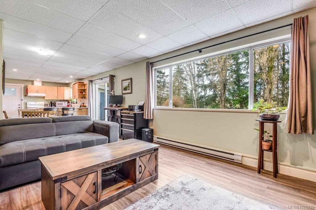 80 Masters Rd, Campbell River, BC