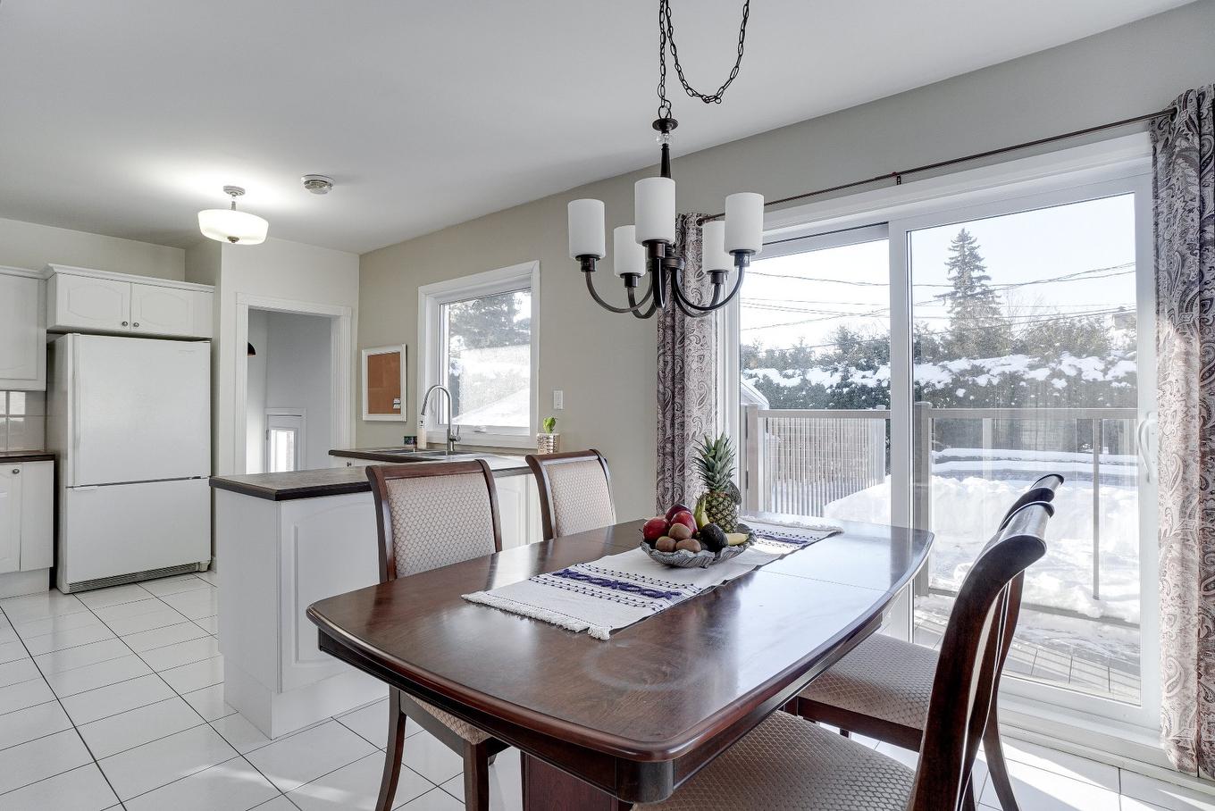 Dining room - 440 Rue Kugler, Laval (Duvernay), QC - Indoor Photo Showing Dining Room