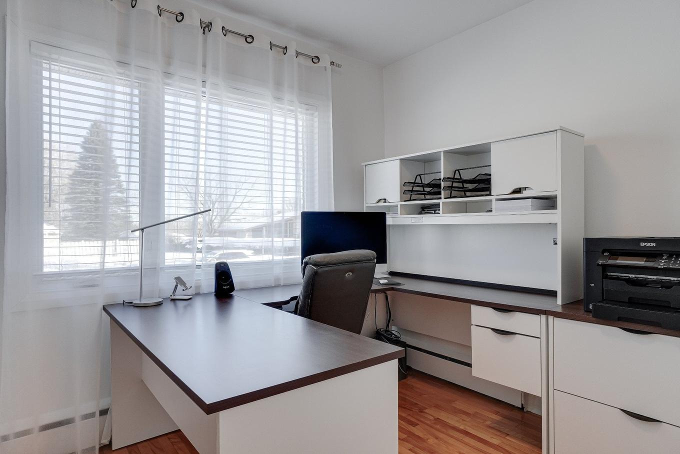 Bedroom - 440 Rue Kugler, Laval (Duvernay), QC - Indoor Photo Showing Office