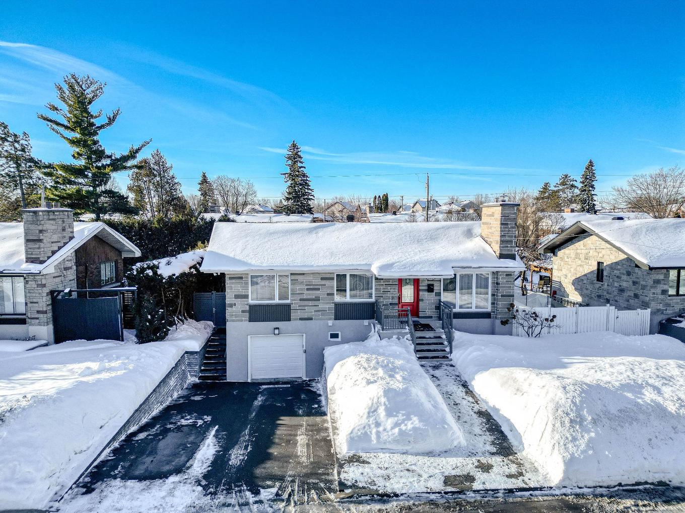 Aerial photo - 440 Rue Kugler, Laval (Duvernay), QC - Outdoor With Facade