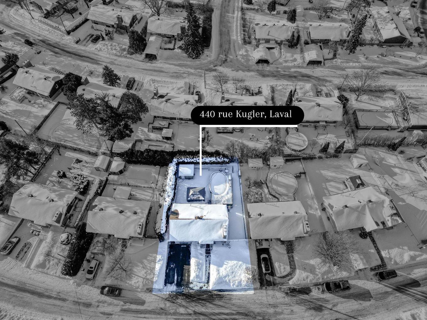 Aerial photo - 440 Rue Kugler, Laval (Duvernay), QC -