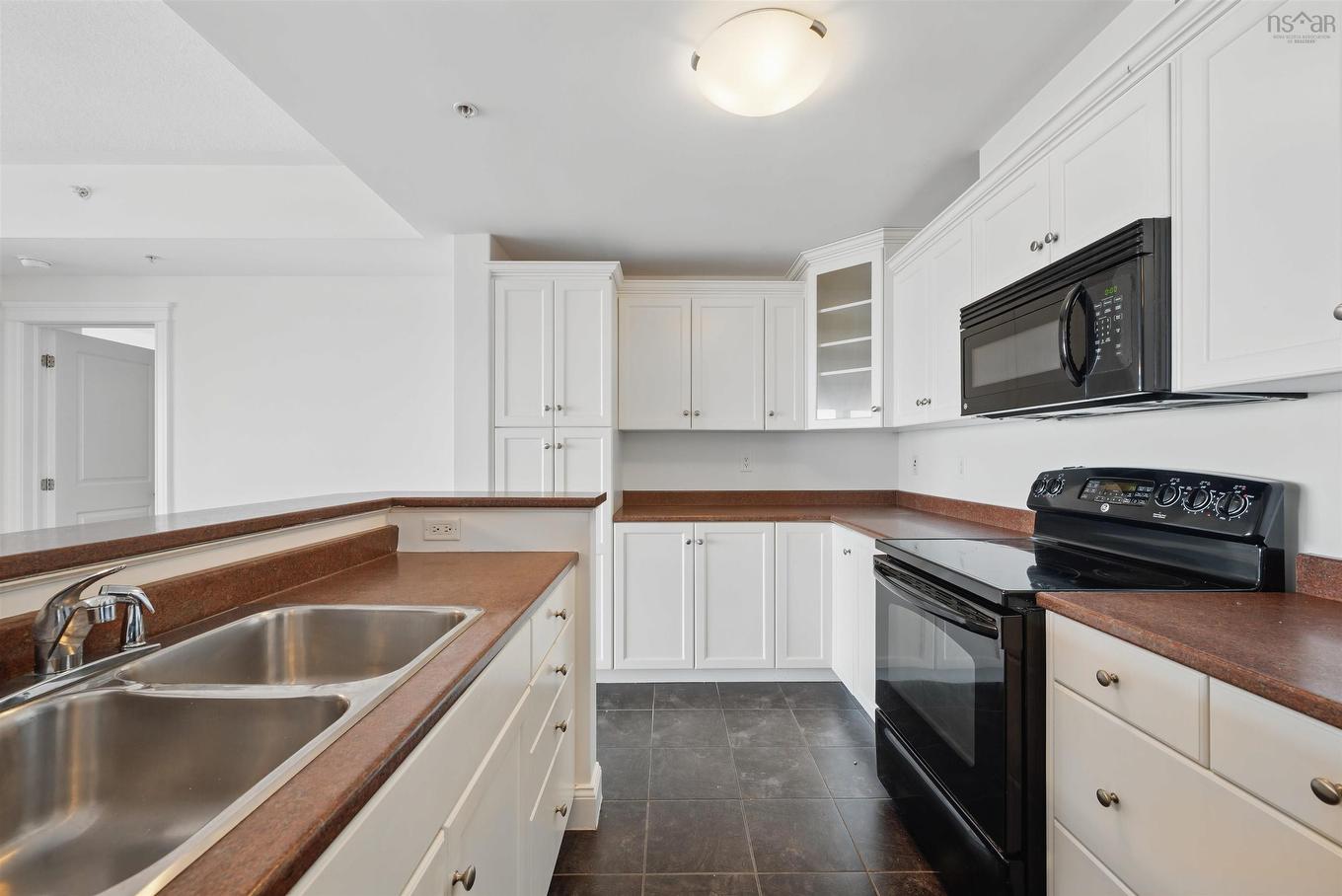 912 60 Walter Havill Drive, Halifax, NS