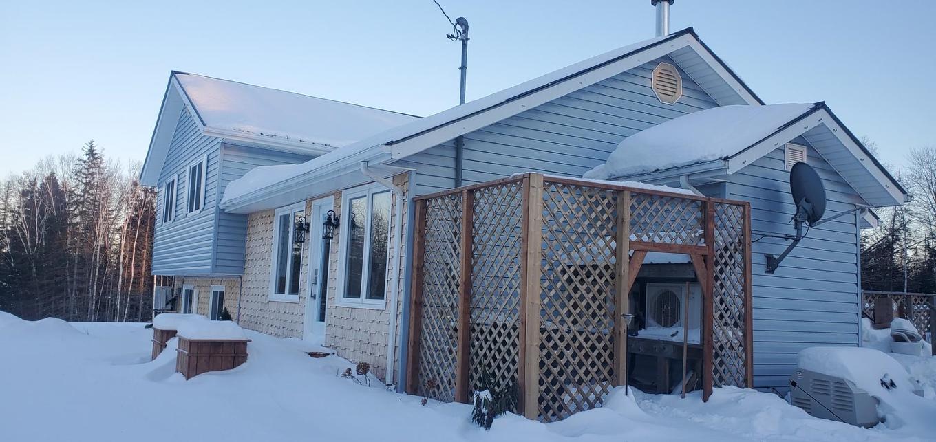 127 Peters Road, Pembroke, PE