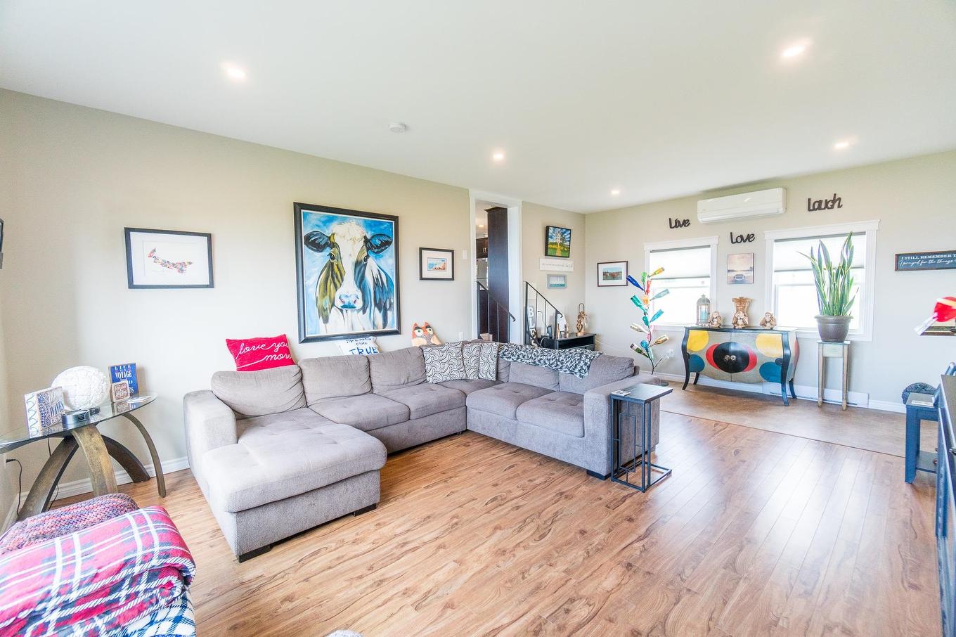 18 Shore Rd E, Hampton, PE