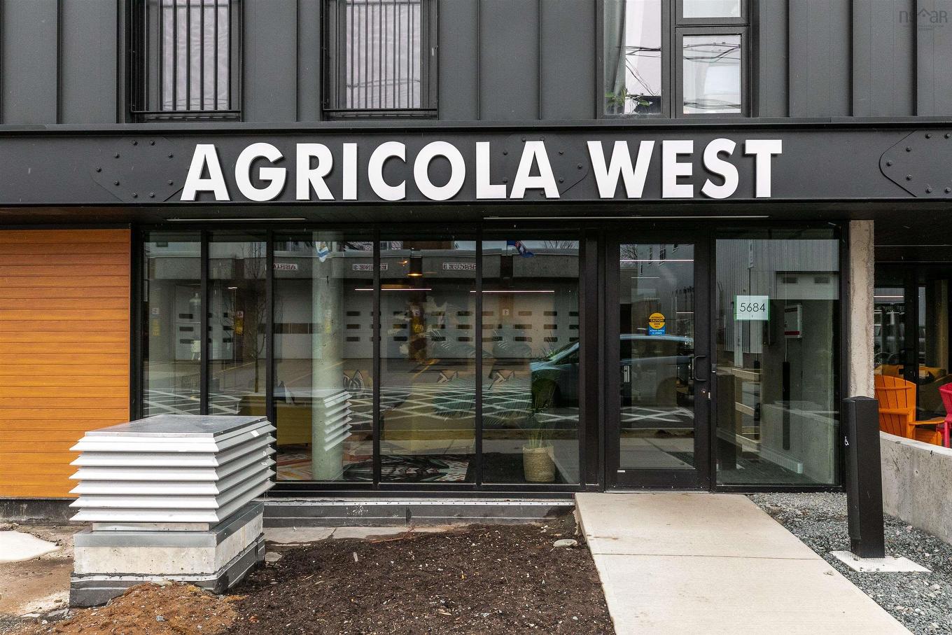 102 5684 West Street, Halifax, NS