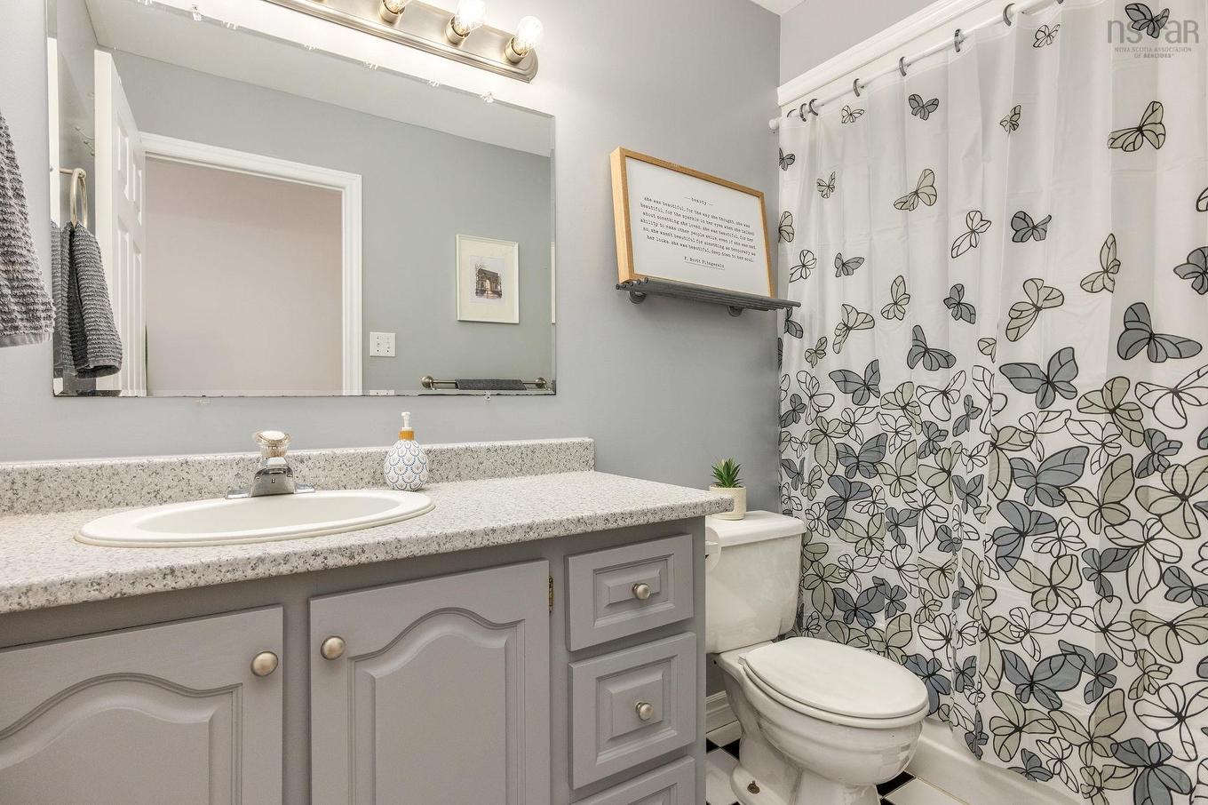 19 Newport Drive, Fall River, NS