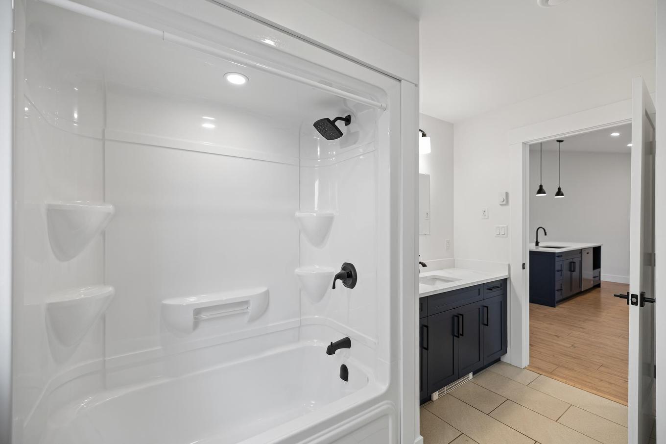 18 Beech Hill Avenue, East Royalty, PE