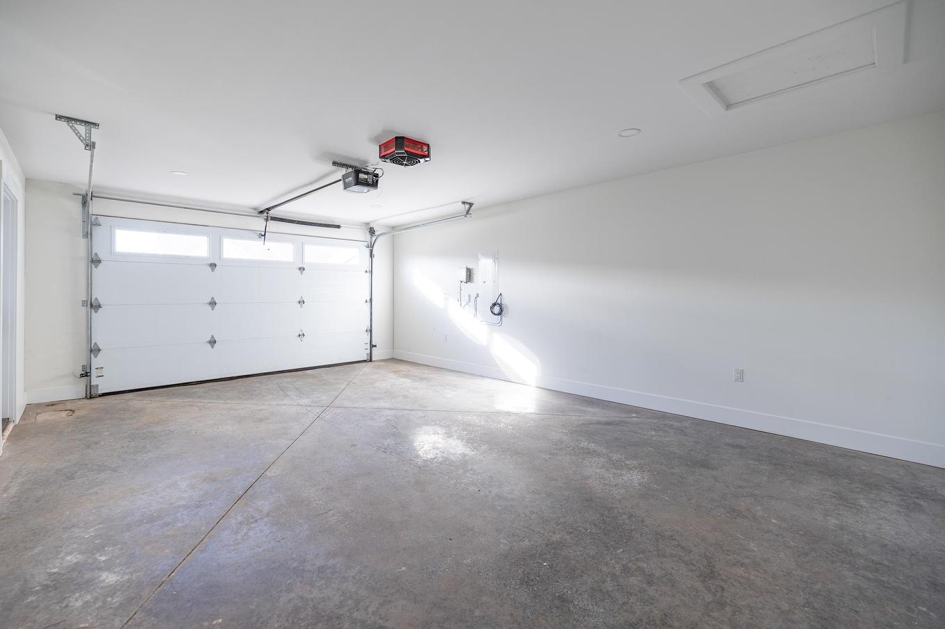 18 Beech Hill Avenue, East Royalty, PE