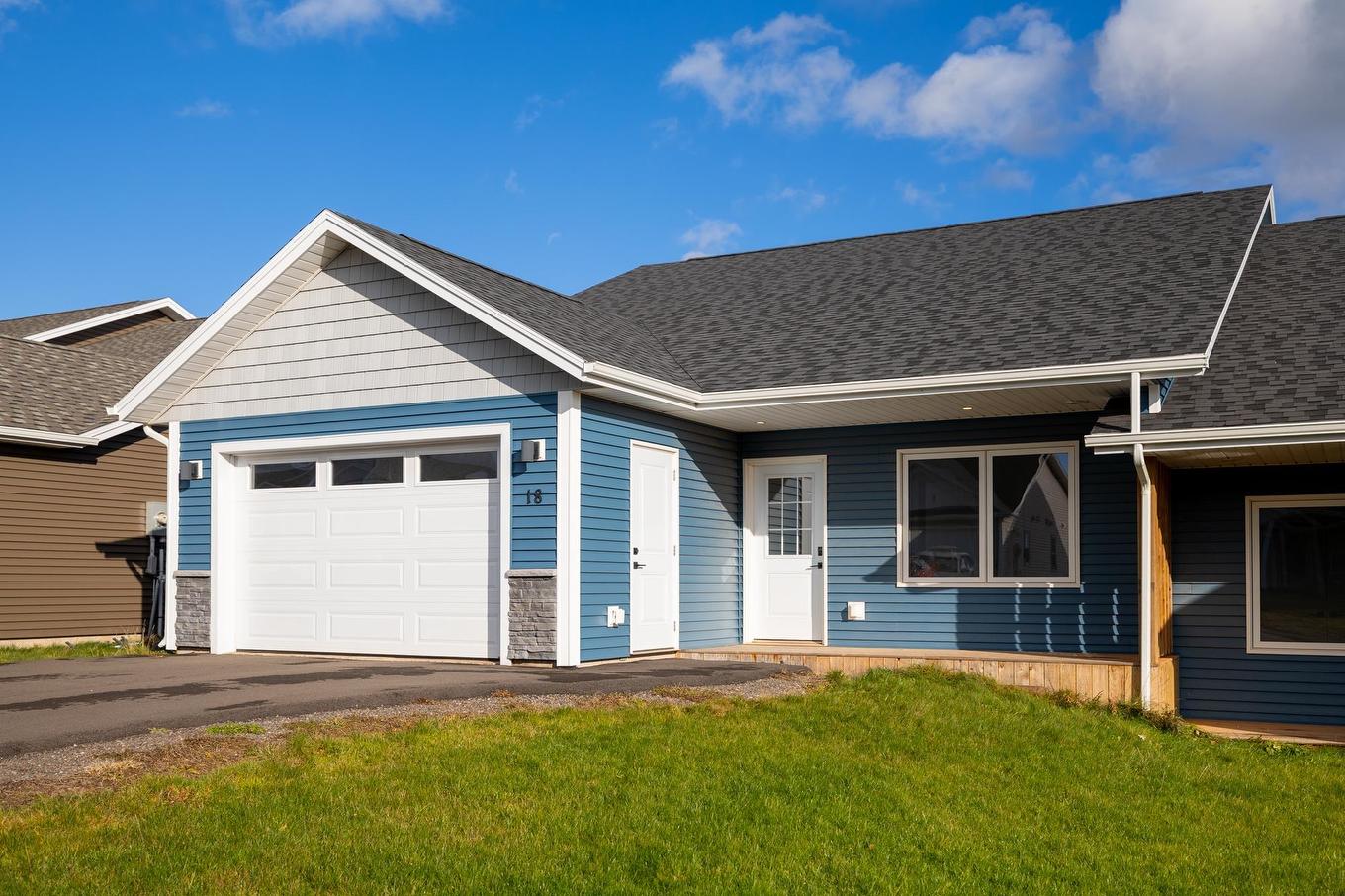 18 Beech Hill Avenue, East Royalty, PE