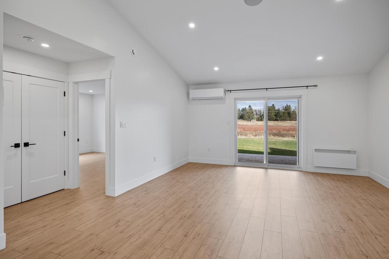 18 Beech Hill Avenue, East Royalty, PE